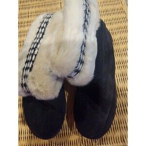 Isotoner Booties Sz 10 Black